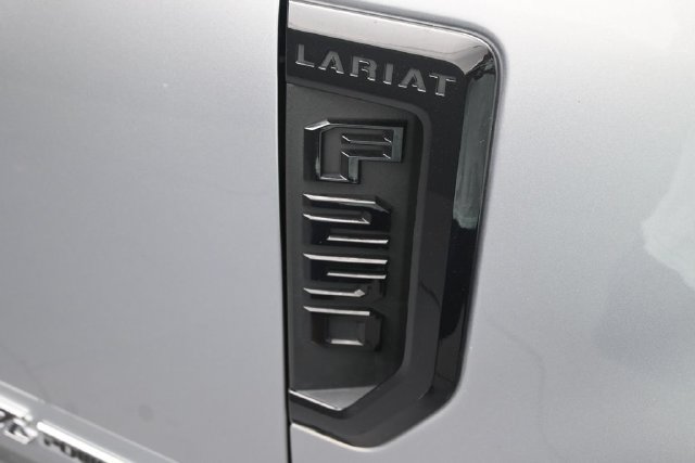 Certified 2022 Ford F250 Lariat w/ Lariat Ultimate Package AWD/4WD image 32