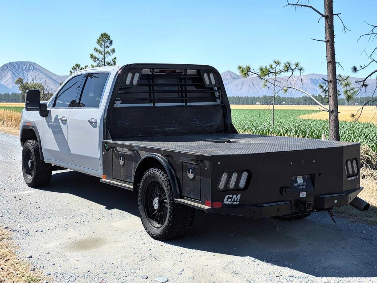 Used 2021 GMC Sierra 3500 Denali w/ Technology Package AWD/4WD image 4