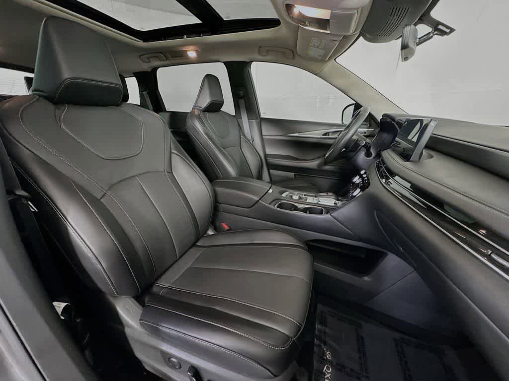 Used 2024 INFINITI QX60 Luxe AWD/4WD image 15