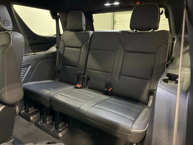 Used 2023 GMC Yukon SLT image 35