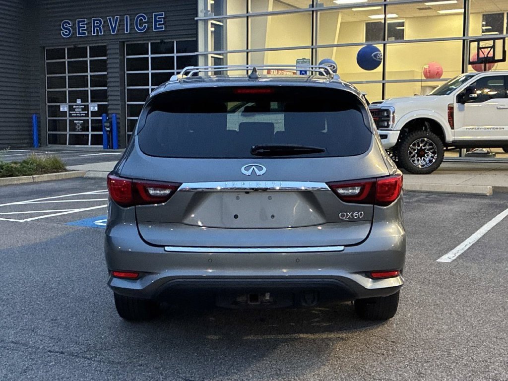 Used 2018 INFINITI QX60 Luxe w/ Premium Plus Package AWD/4WD image 6