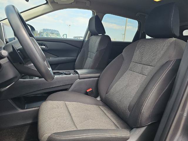 Used 2024 Nissan Rogue SV AWD/4WD image 15