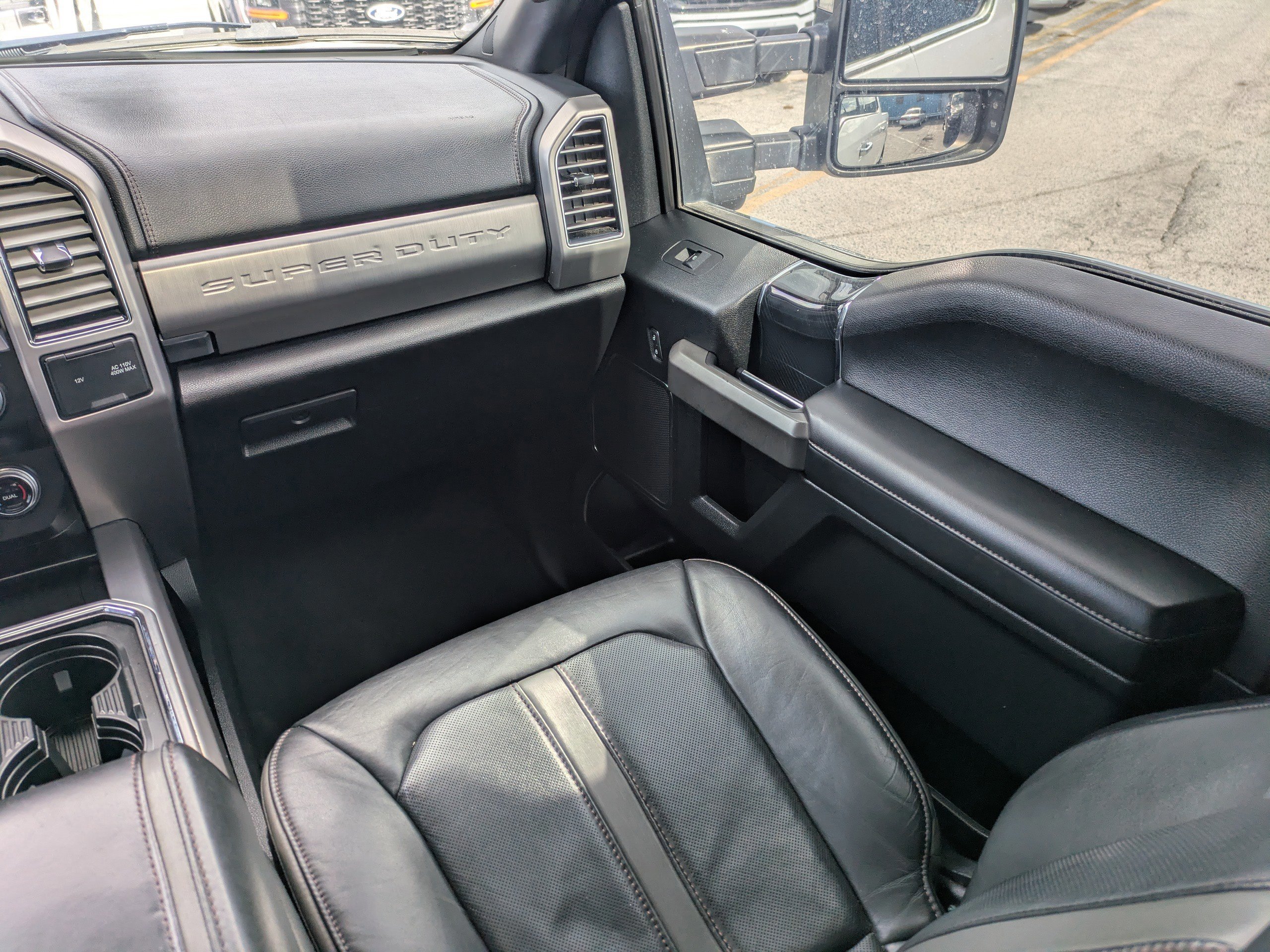 Certified 2021 Ford F250 Platinum w/ FX4 Off-Road Package image 21