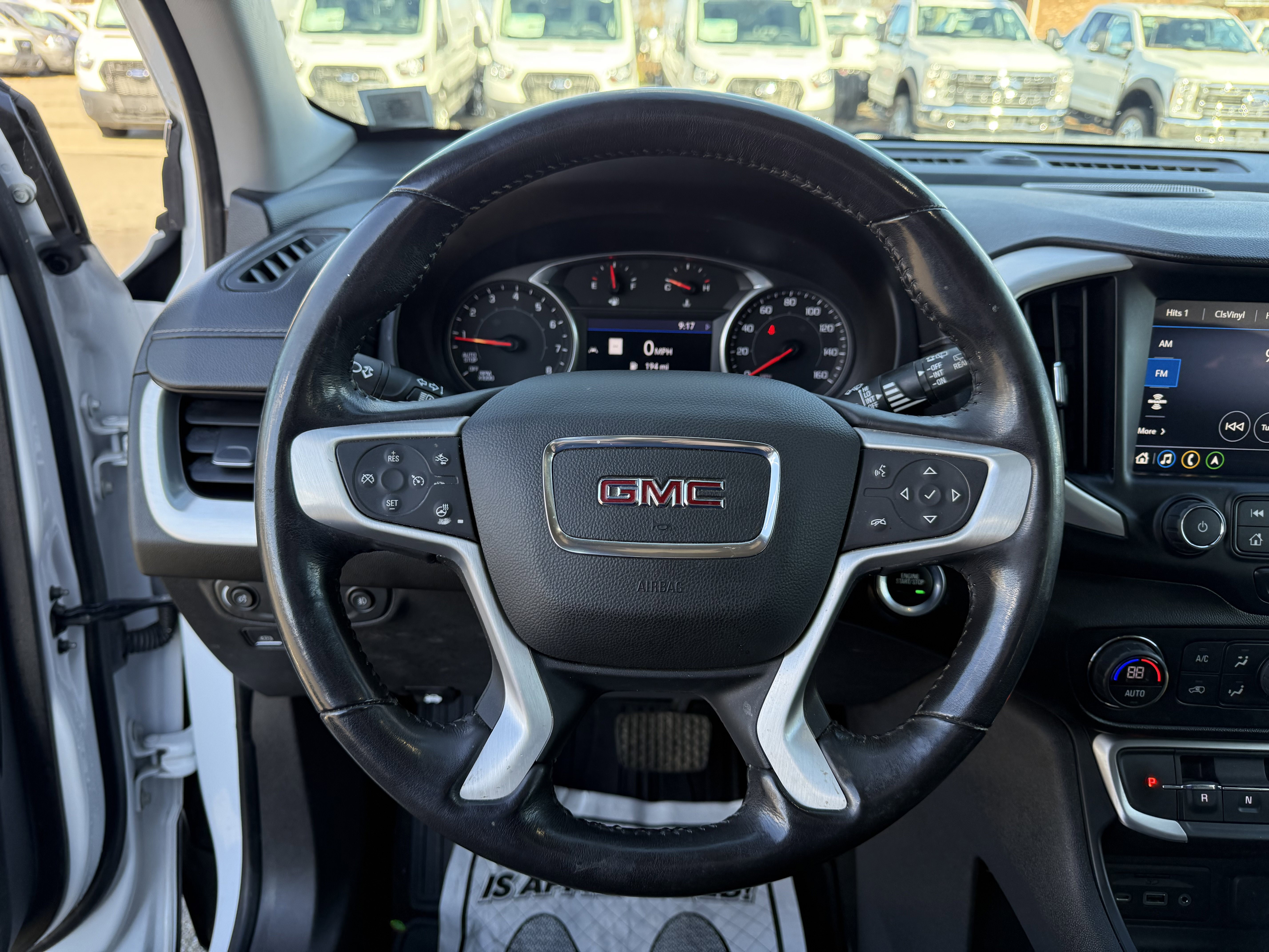 Used 2022 GMC Terrain SLT w/ Infotainment Package II image 12