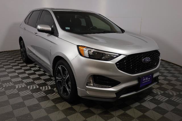 Certified 2019 Ford Edge ST w/ Cold Weather Package AWD/4WD image 5