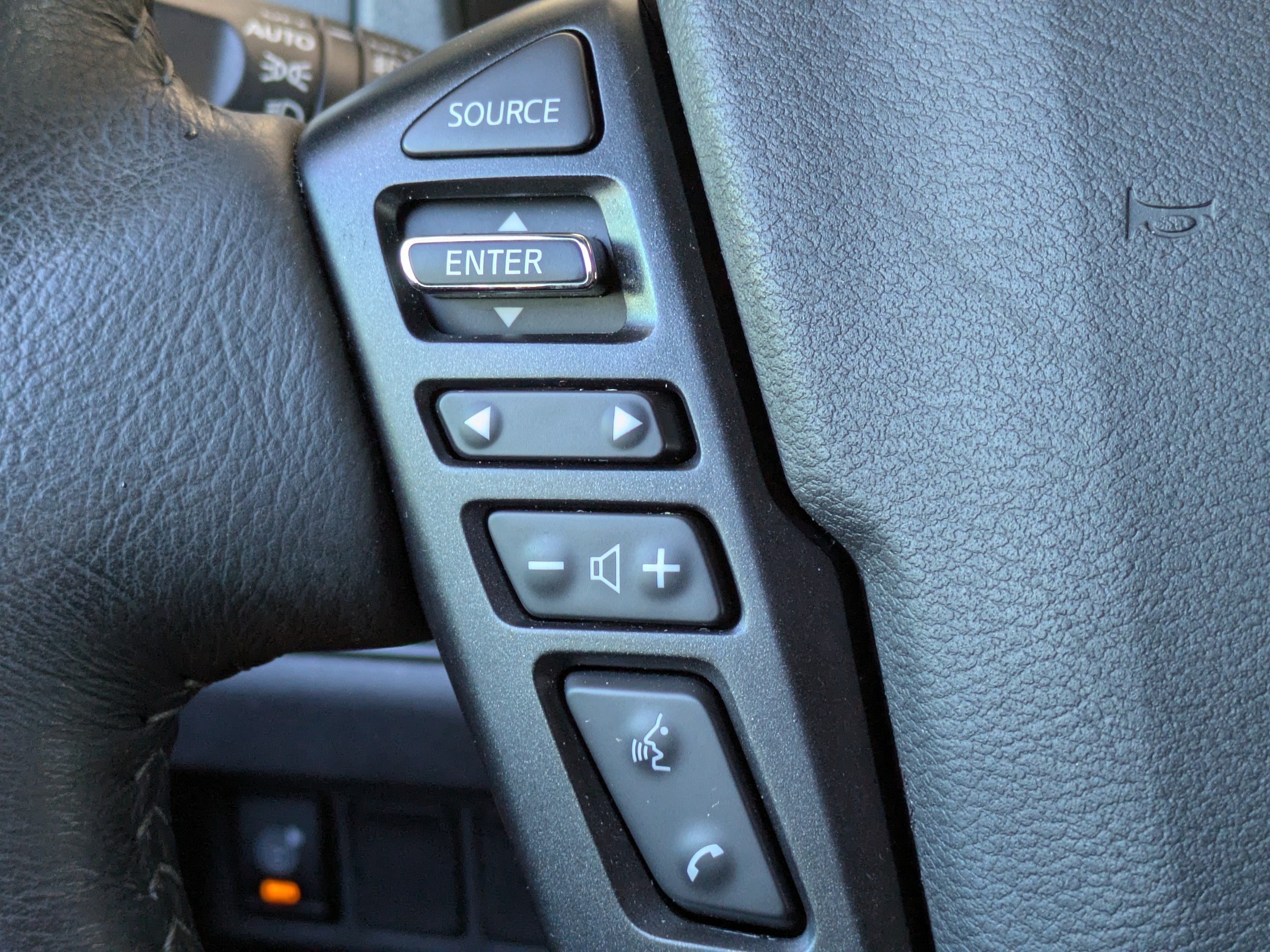 Used 2023 Nissan Frontier SV w/ SV Convenience Package RWD image 25