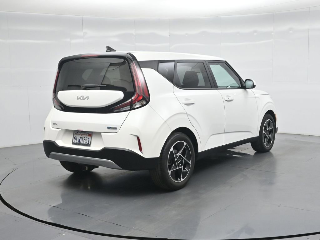 Used 2024 Kia Soul EX image 10