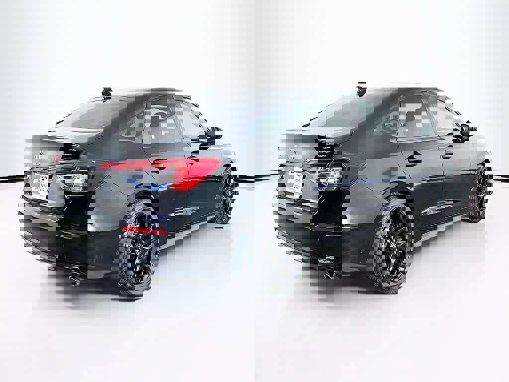 Used 2022 Honda Civic Sport image 5