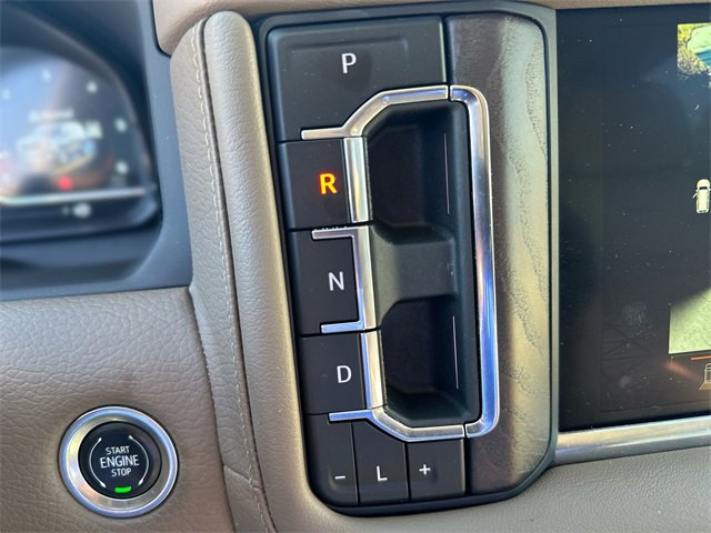 Used 2023 GMC Yukon XL Denali w/ Denali Reserve Package image 21