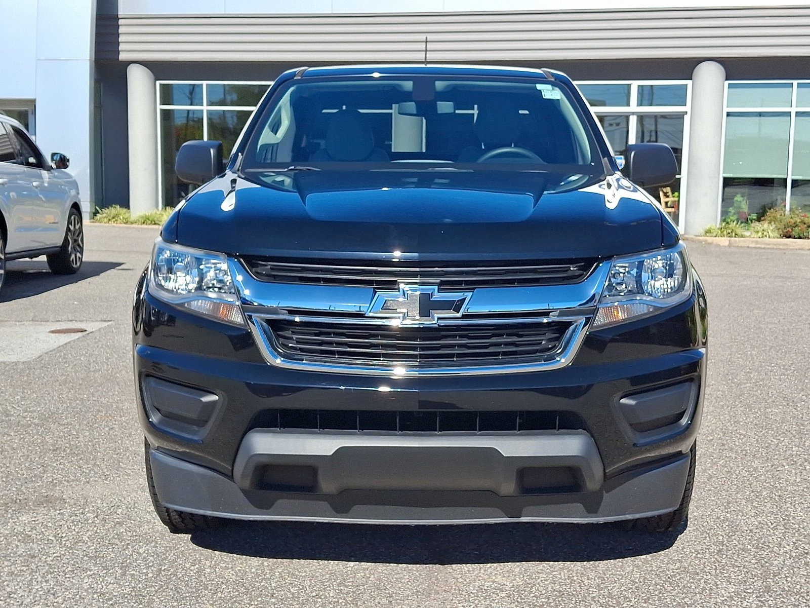 Used 2019 Chevrolet Colorado W/T w/ WT Convenience Package RWD image 3