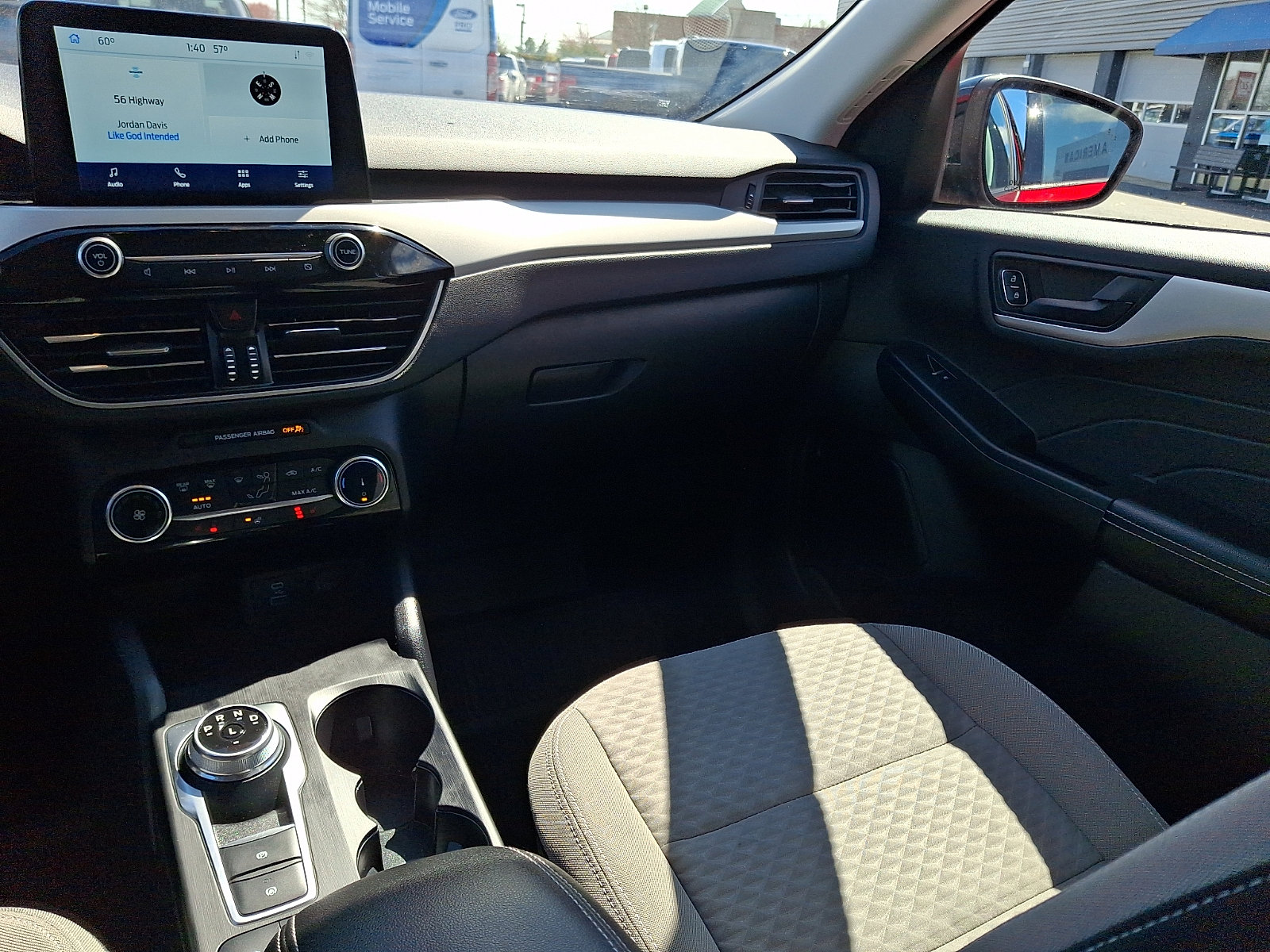 Certified 2022 Ford Escape SE w/ SE Sport Appearance Package image 16