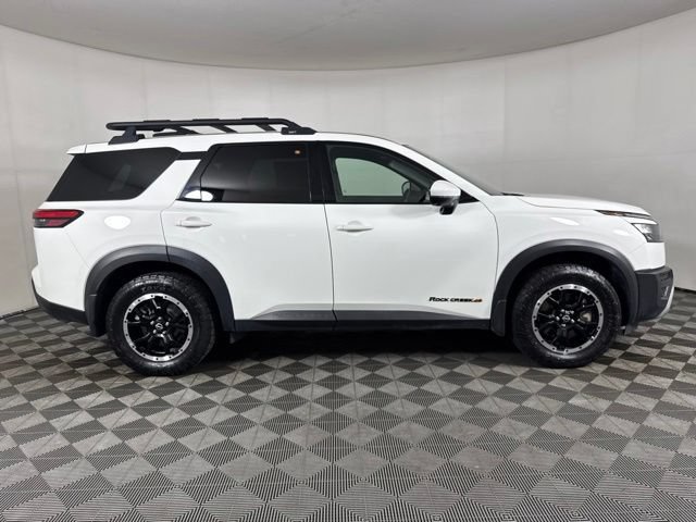 Used 2024 Nissan Pathfinder Rock Creek AWD/4WD image 2