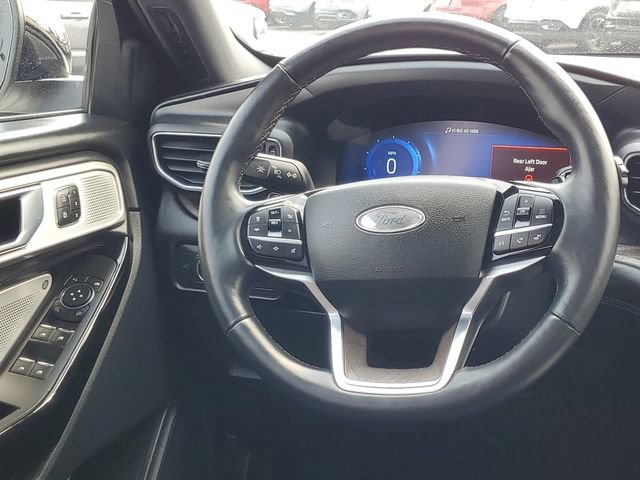 Certified 2021 Ford Explorer Platinum w/ Equipment Group 601A AWD/4WD image 33