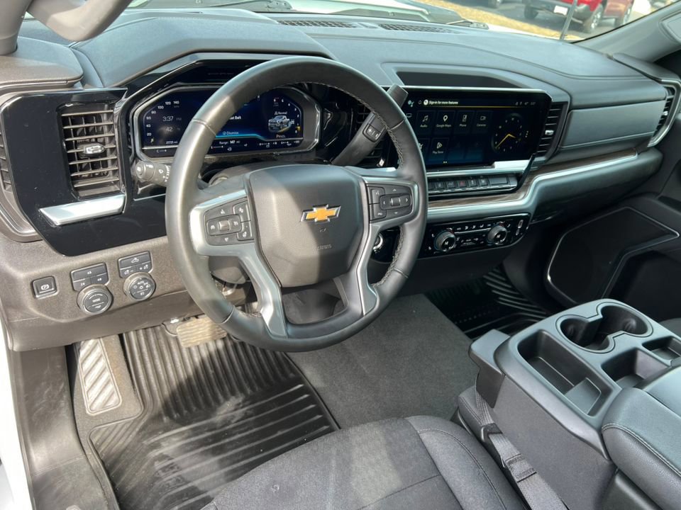 Used 2025 Chevrolet Silverado 2500 LT w/ Convenience Package image 23
