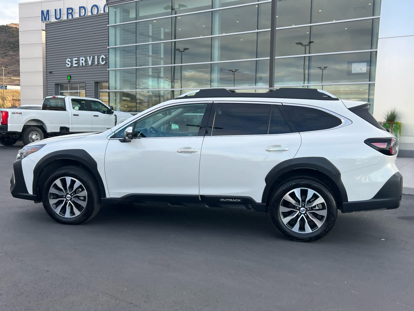 Used 2024 Subaru Outback Touring XT image 3