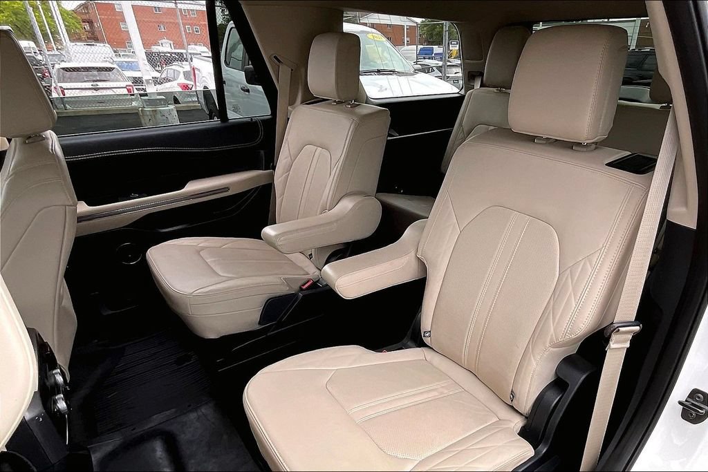 Certified 2022 Ford Expedition Platinum AWD/4WD image 25