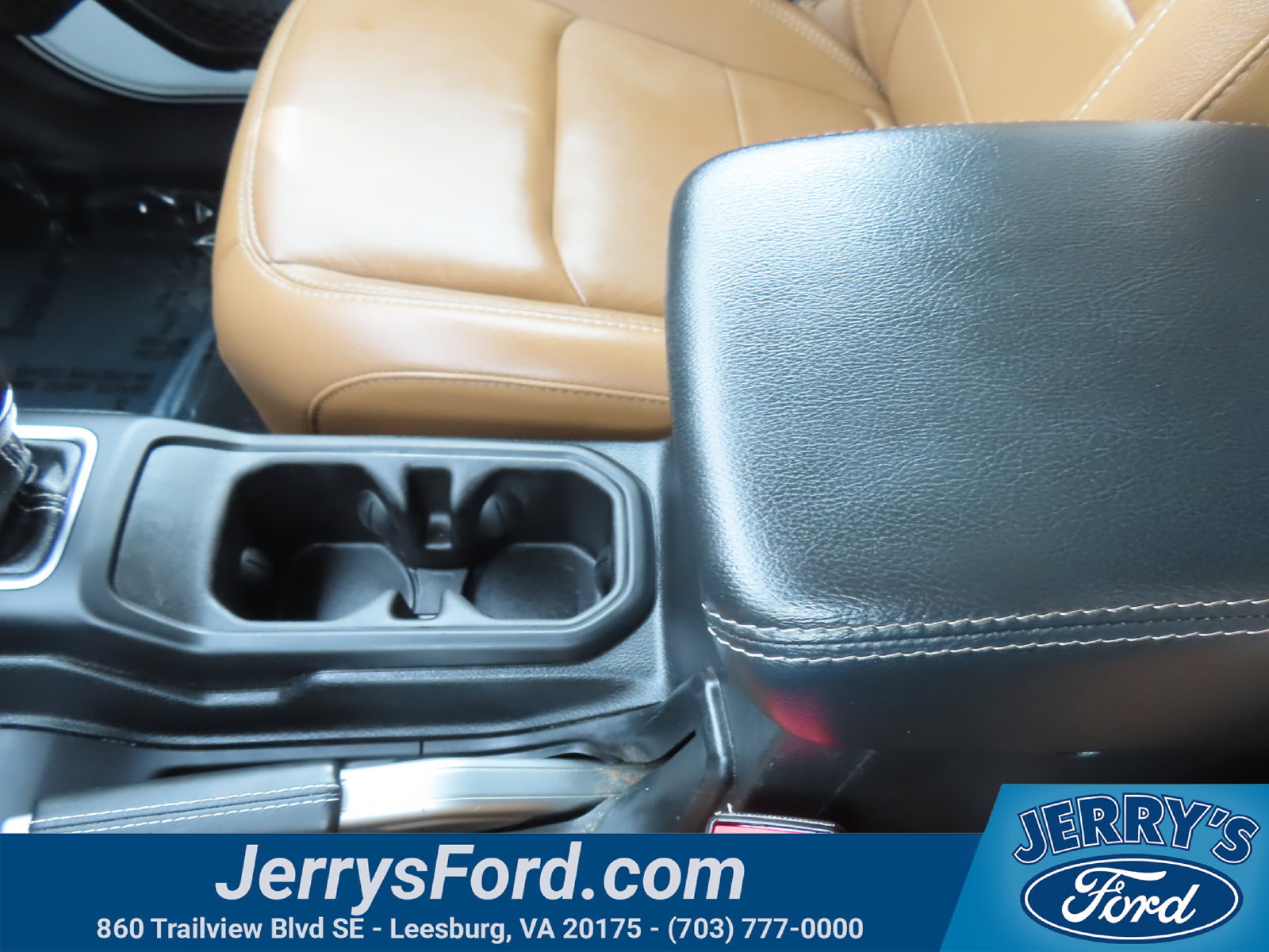 Used 2020 Jeep Wrangler Unlimited Sahara AWD/4WD image 29