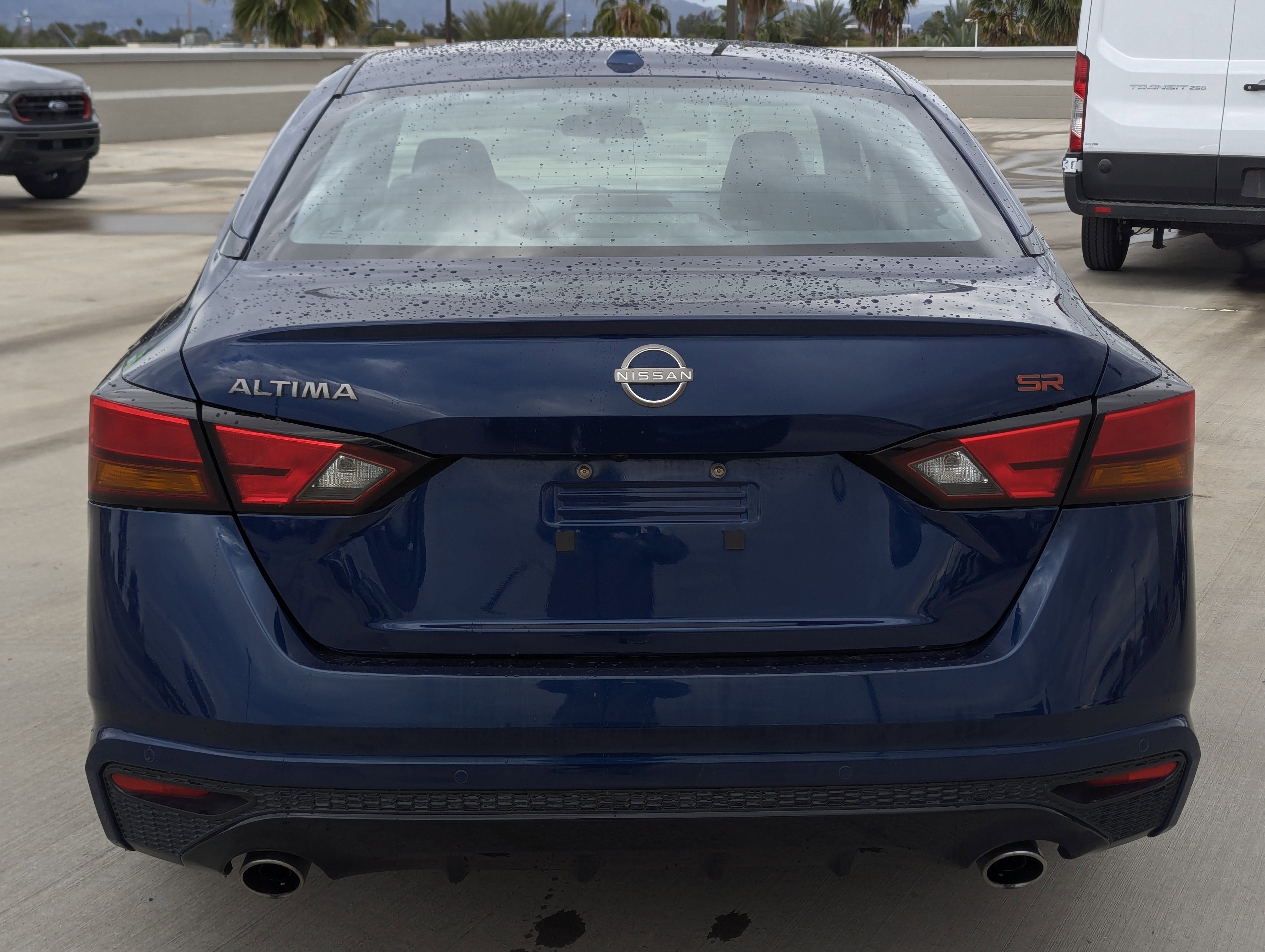 Used 2024 Nissan Altima 2.5 SR image 3