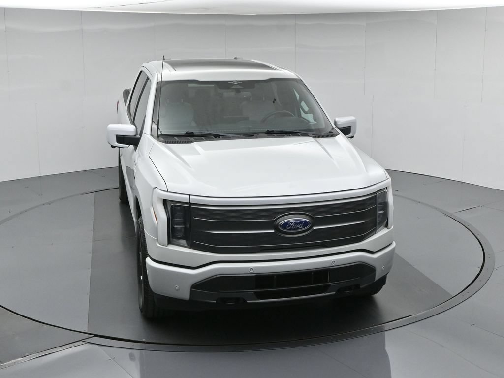 Certified 2023 Ford F150 Lightning Lariat w/ Equipment Group 511A High AWD/4WD image 40