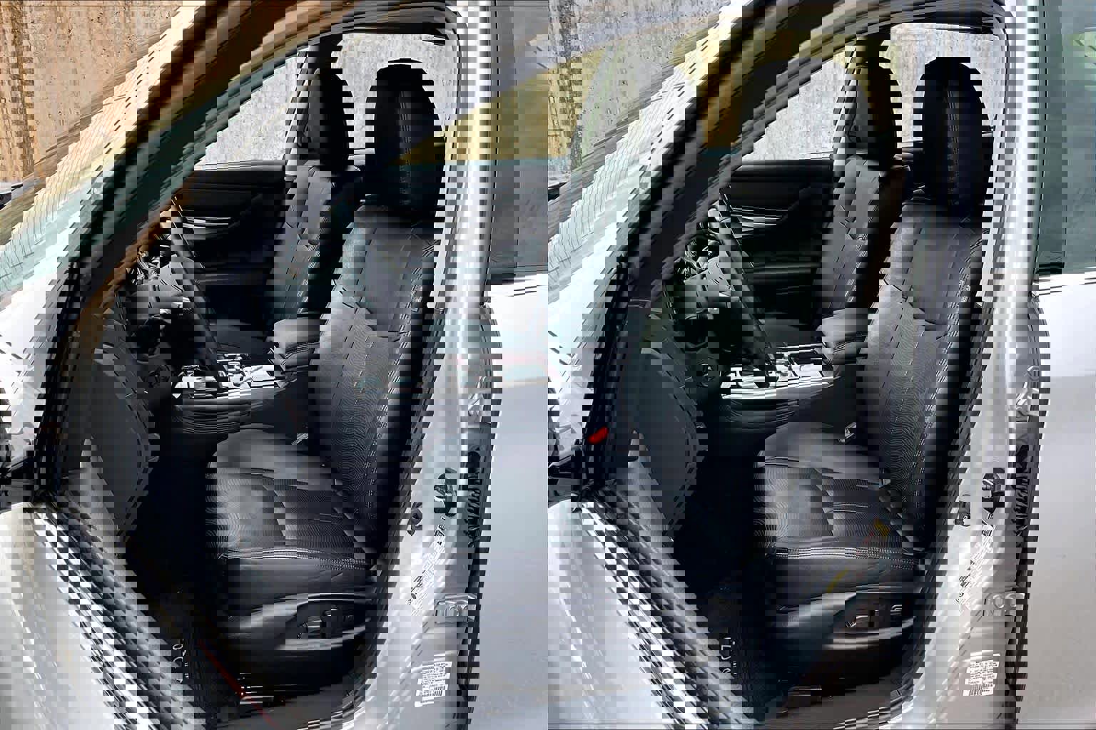 Used 2018 INFINITI Q70 L 3.7 image 11