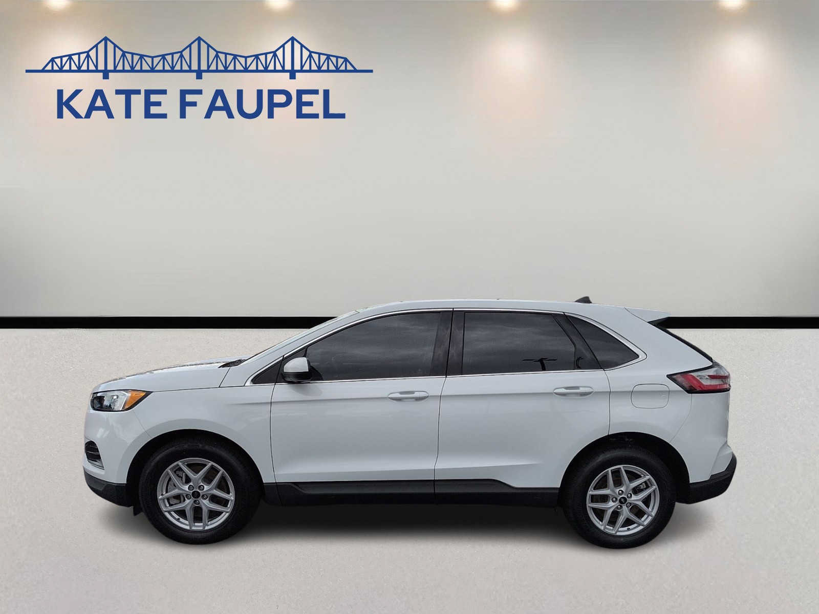 Certified 2024 Ford Edge SEL AWD/4WD image 4