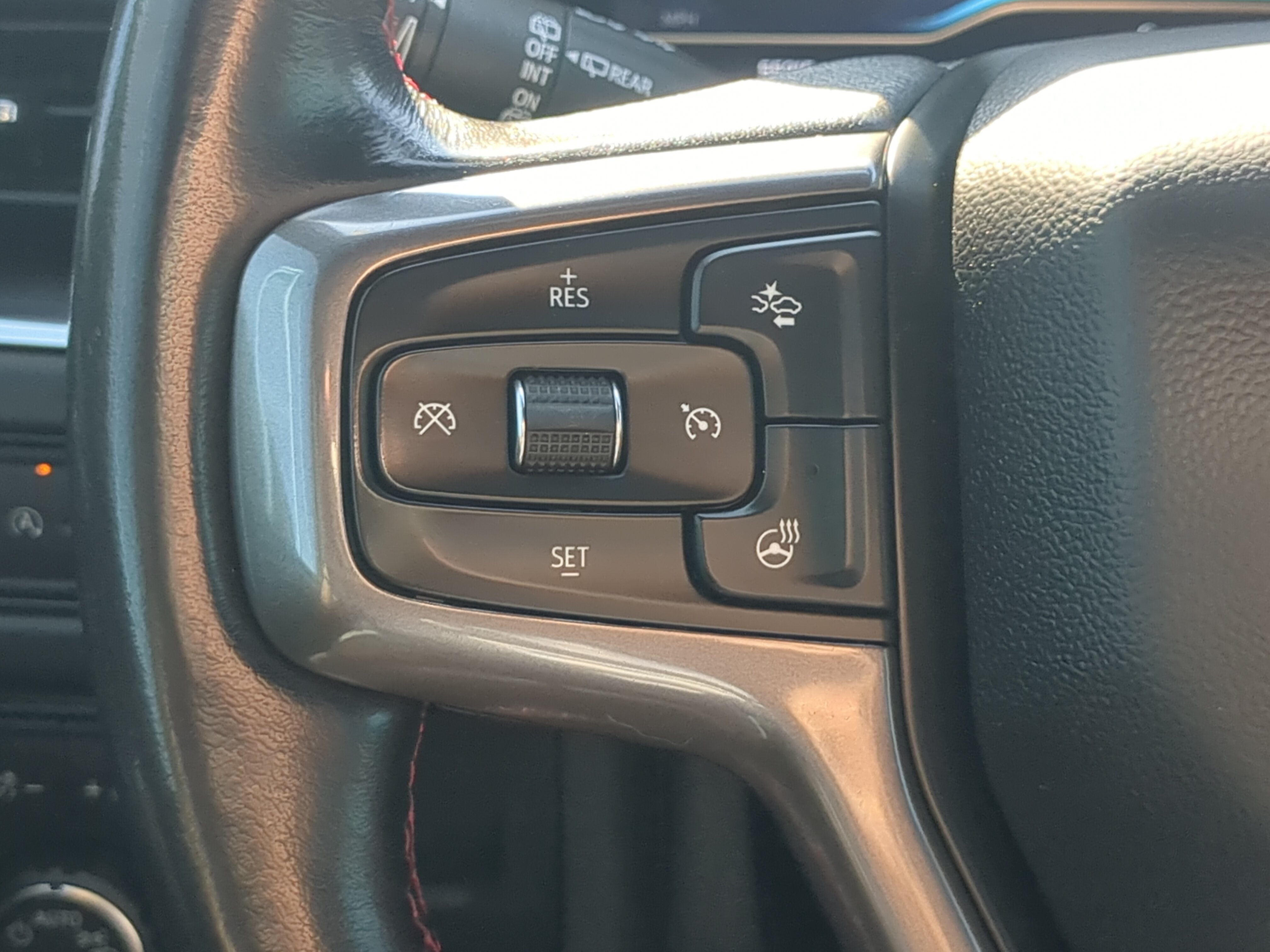 Used 2022 Chevrolet Tahoe RST w/ Luxury Package RWD image 24