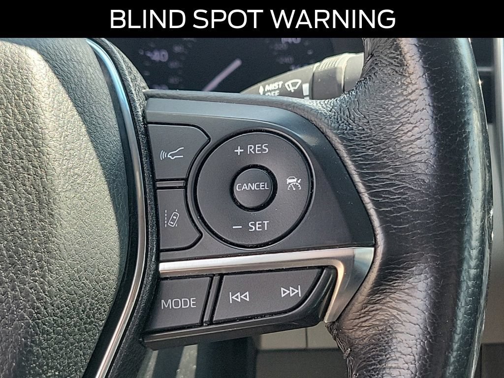 Used 2019 Toyota Avalon XLE w/ Moonroof Package FWD image 24