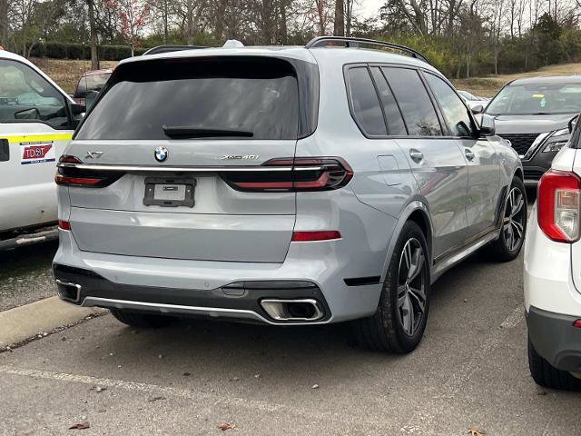 Used 2025 BMW X7 xDrive40i w/ M Sport Package image 5