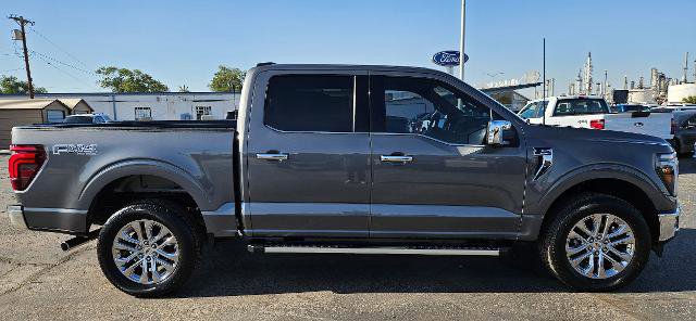 Certified 2024 Ford F150 Lariat w/ FX4 Off-Road Package AWD/4WD image 5