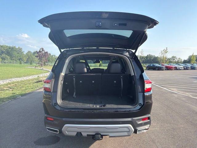 Used 2023 Honda Pilot Touring image 10