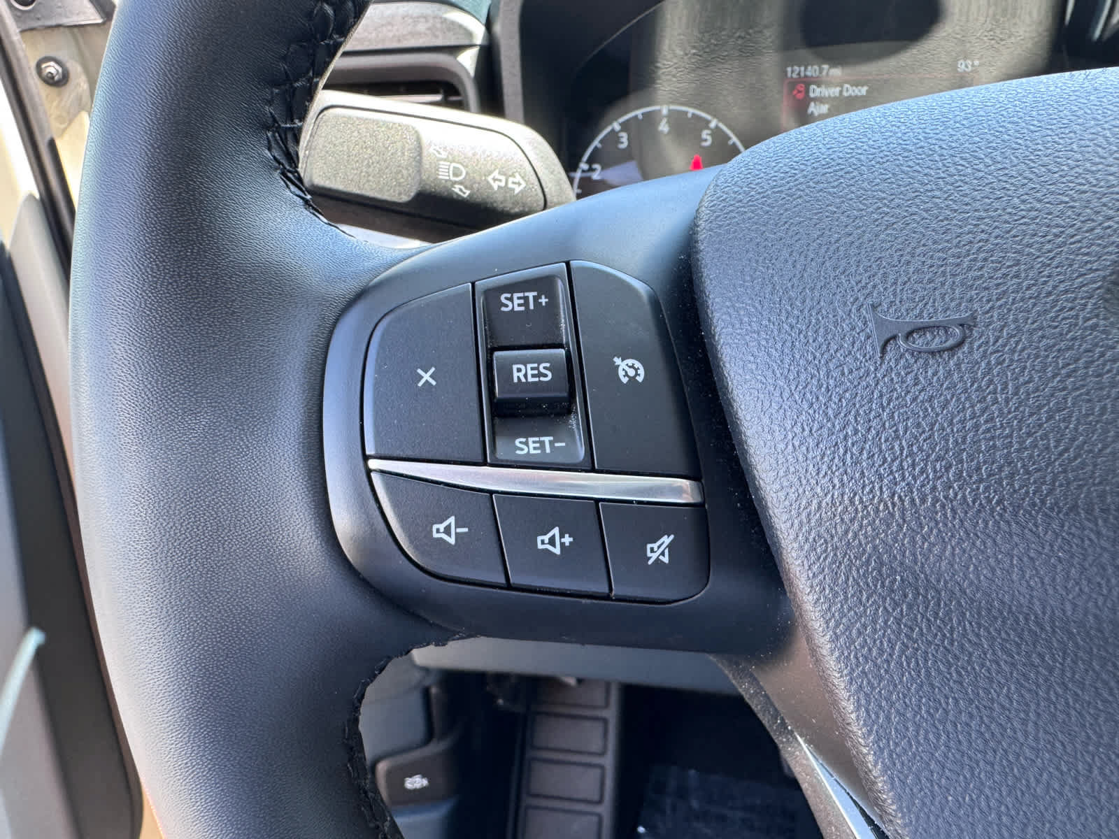 Certified 2024 Ford Maverick XLT w/ XLT Luxury Package AWD/4WD image 28