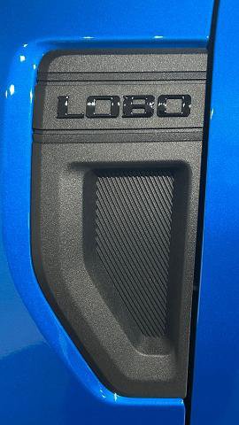 Certified 2025 Ford Maverick Lobo AWD/4WD image 12
