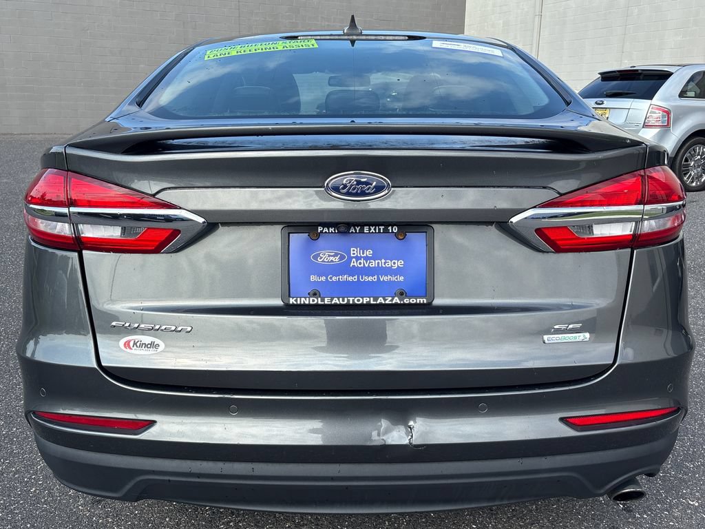 Certified 2019 Ford Fusion SE w/ Equipment Group 151A FWD image 23