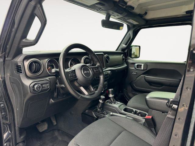Used 2022 Jeep Gladiator Sport AWD/4WD image 9