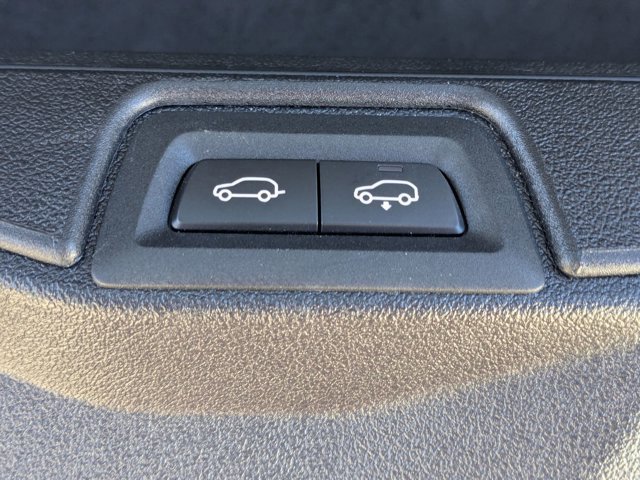 Used 2025 BMW X7 xDrive40i w/ M Sport Package image 34