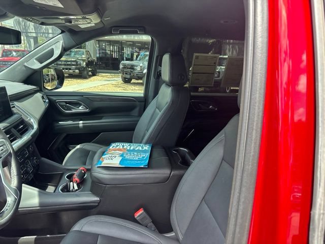 Used 2022 Chevrolet Suburban LT w/ Luxury Package RWD image 19