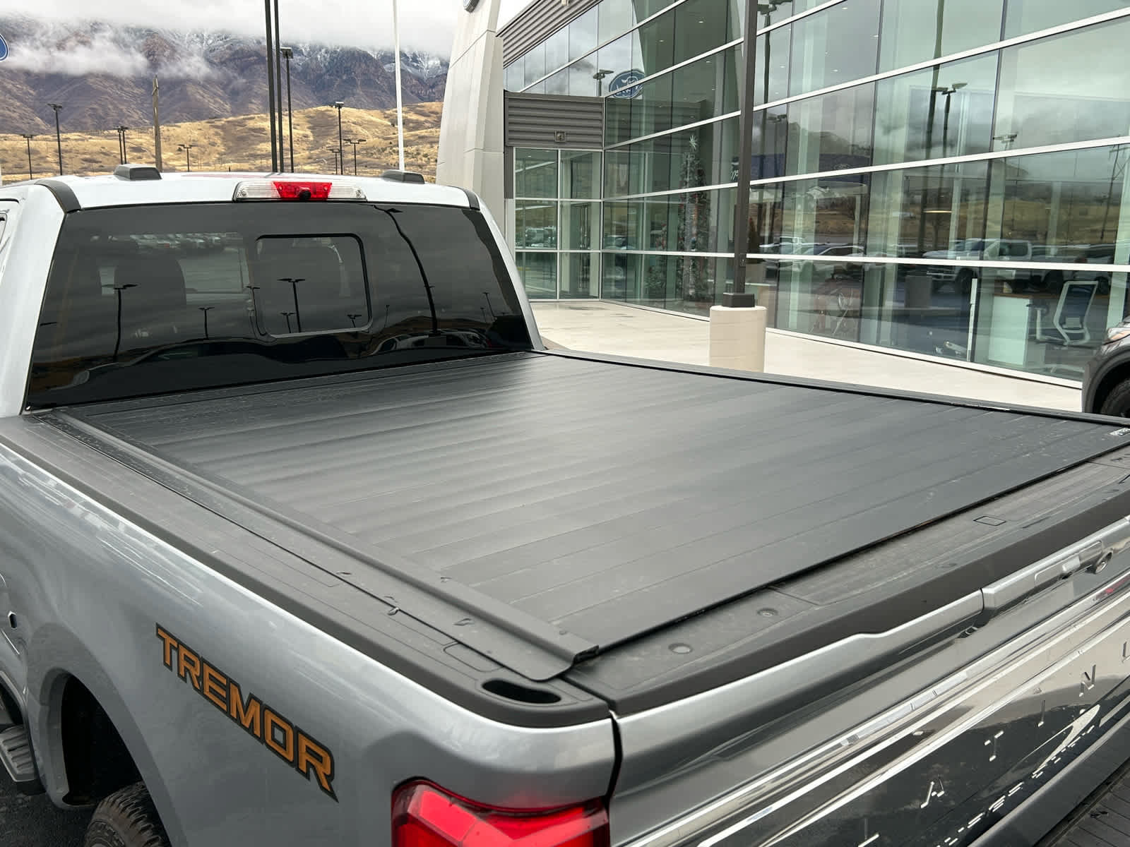 Certified 2023 Ford F350 Platinum w/ Tremor Off-Road Package image 12