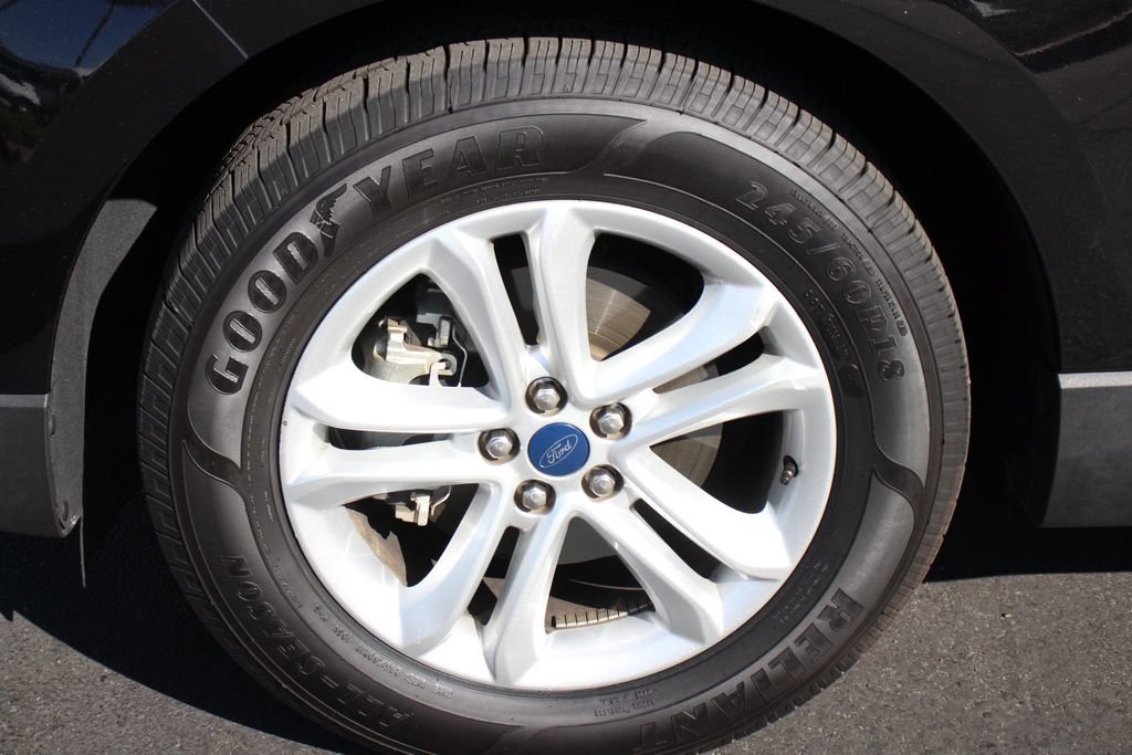 Certified 2019 Ford Edge SEL w/ Equipment Group 201A FWD image 14