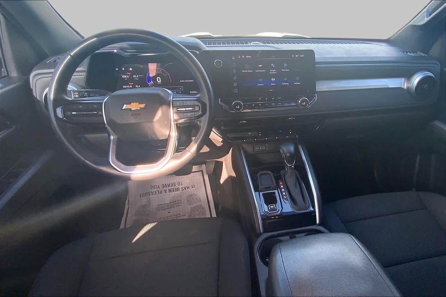 Used 2024 Chevrolet Colorado LT w/ LT Convenience Package RWD image 16