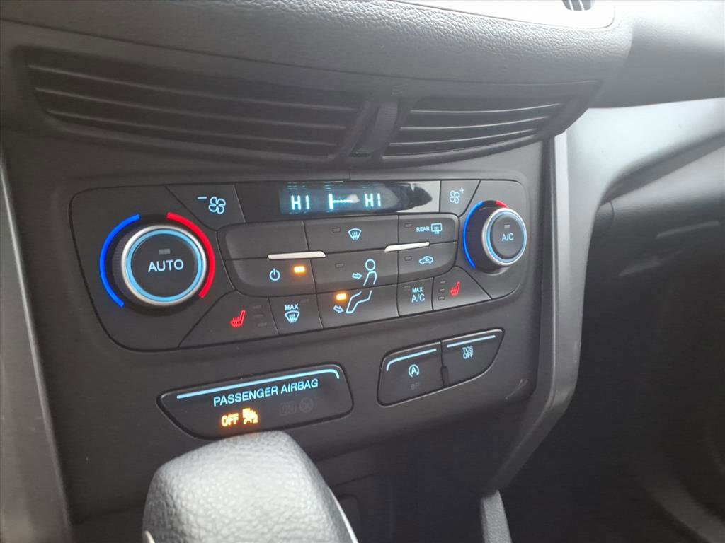 Certified 2019 Ford Escape SE image 21