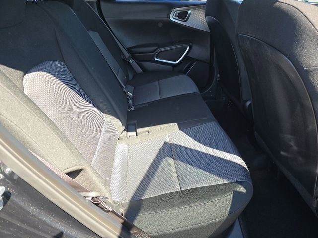Used 2024 Kia Soul LX w/ Option Group 015 FWD image 17