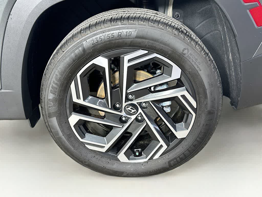 Used 2026 Hyundai Tucson Limited AWD/4WD image 8