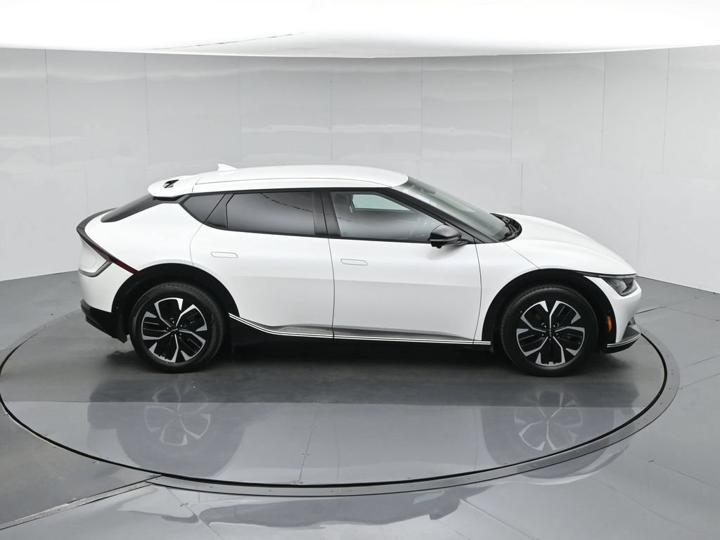 Used 2023 Kia EV6 Wind w/ Wind Technology Package AWD/4WD image 42