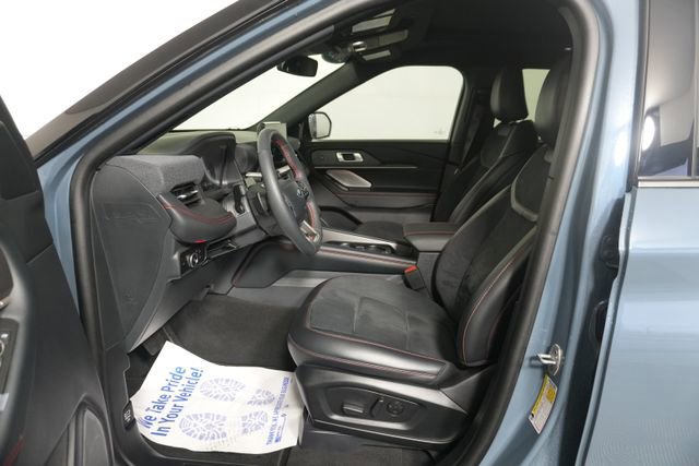 Certified 2025 Ford Explorer ST w/ Sun And Sound Package image 22