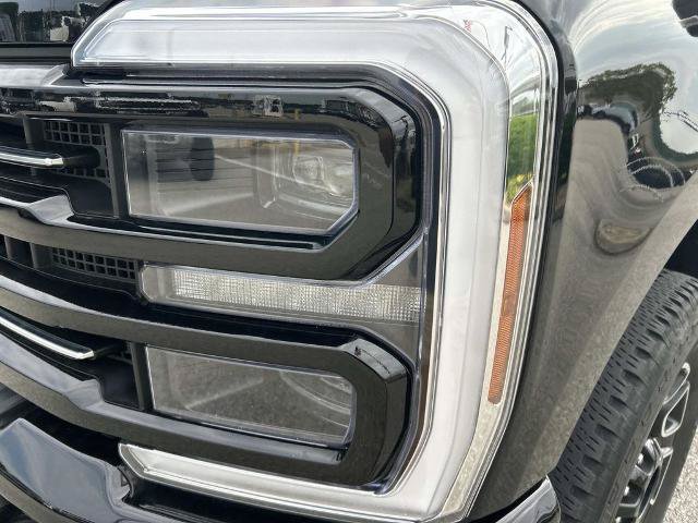 Certified 2025 Ford F250 Platinum AWD/4WD image 10