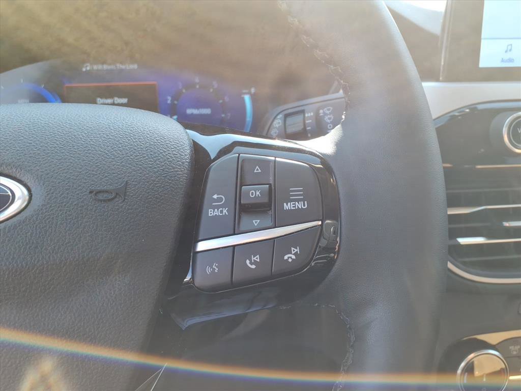 Certified 2022 Ford Escape SEL w/ Technology Package image 17