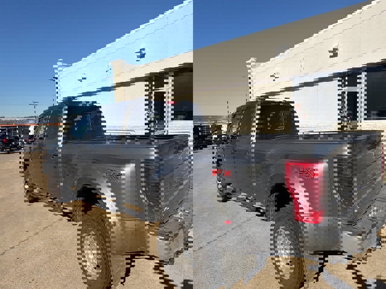 Certified 2022 Ford F350 XLT image 2