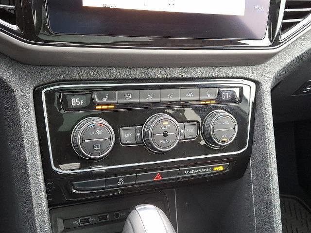 Used 2020 Volkswagen Atlas Cross Sport SEL image 16