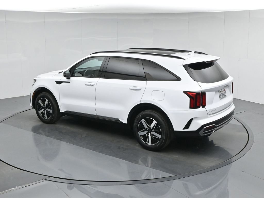 Used 2023 Kia Sorento S w/ Panoramic Sunroof Package image 19