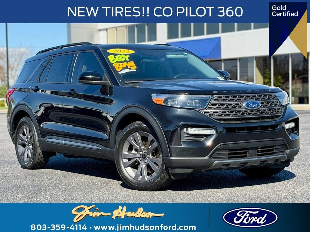 Certified 2022 Ford Explorer XLT w/ Equipment Group 202A image 1